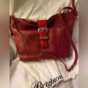 NWT Brighton $359 Red Pebbled  Leather Shoulder Crossbody Bag  A423702 GORGEOUS